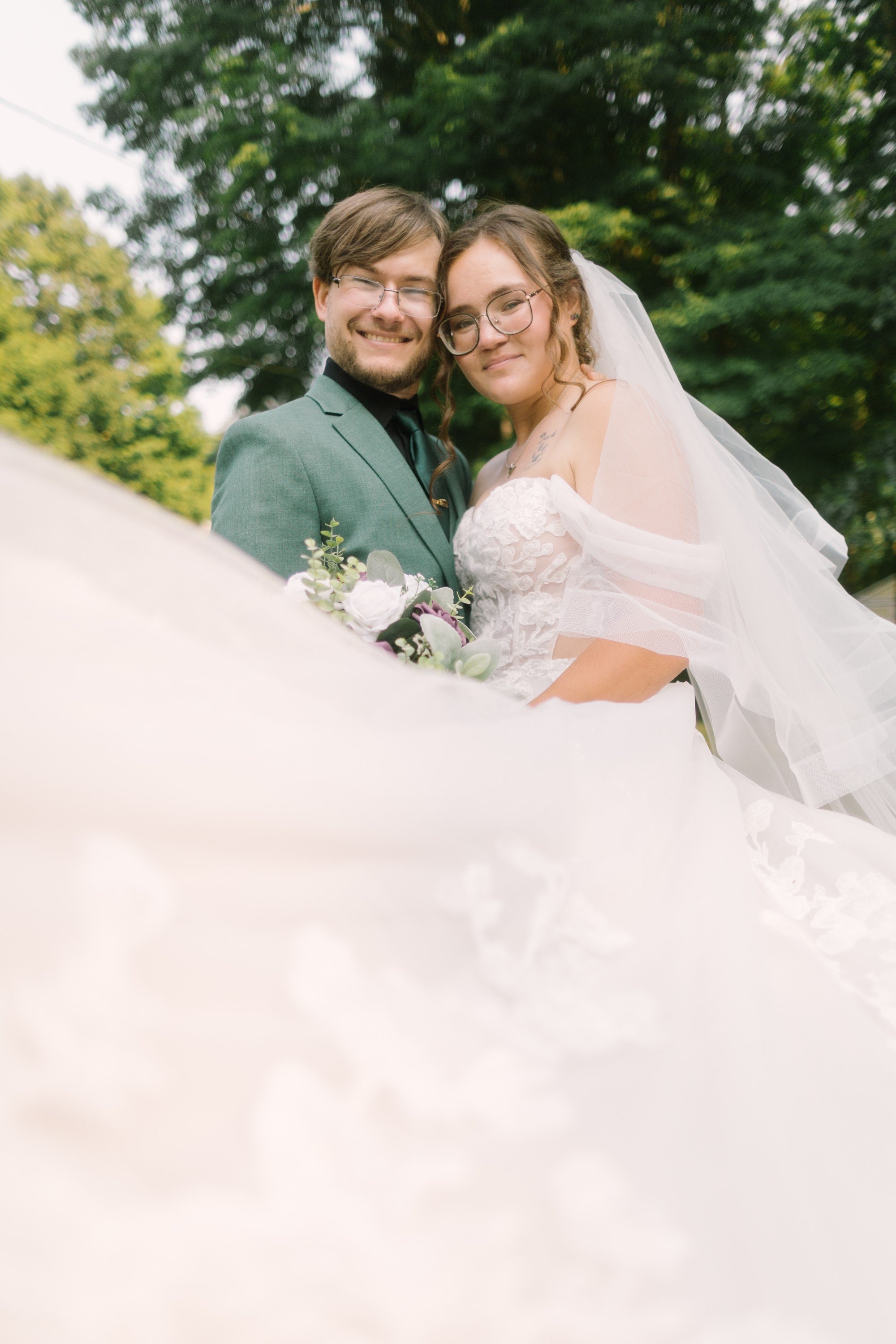 carousel-hero-element image-1